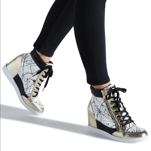 shanta wedge sneaker